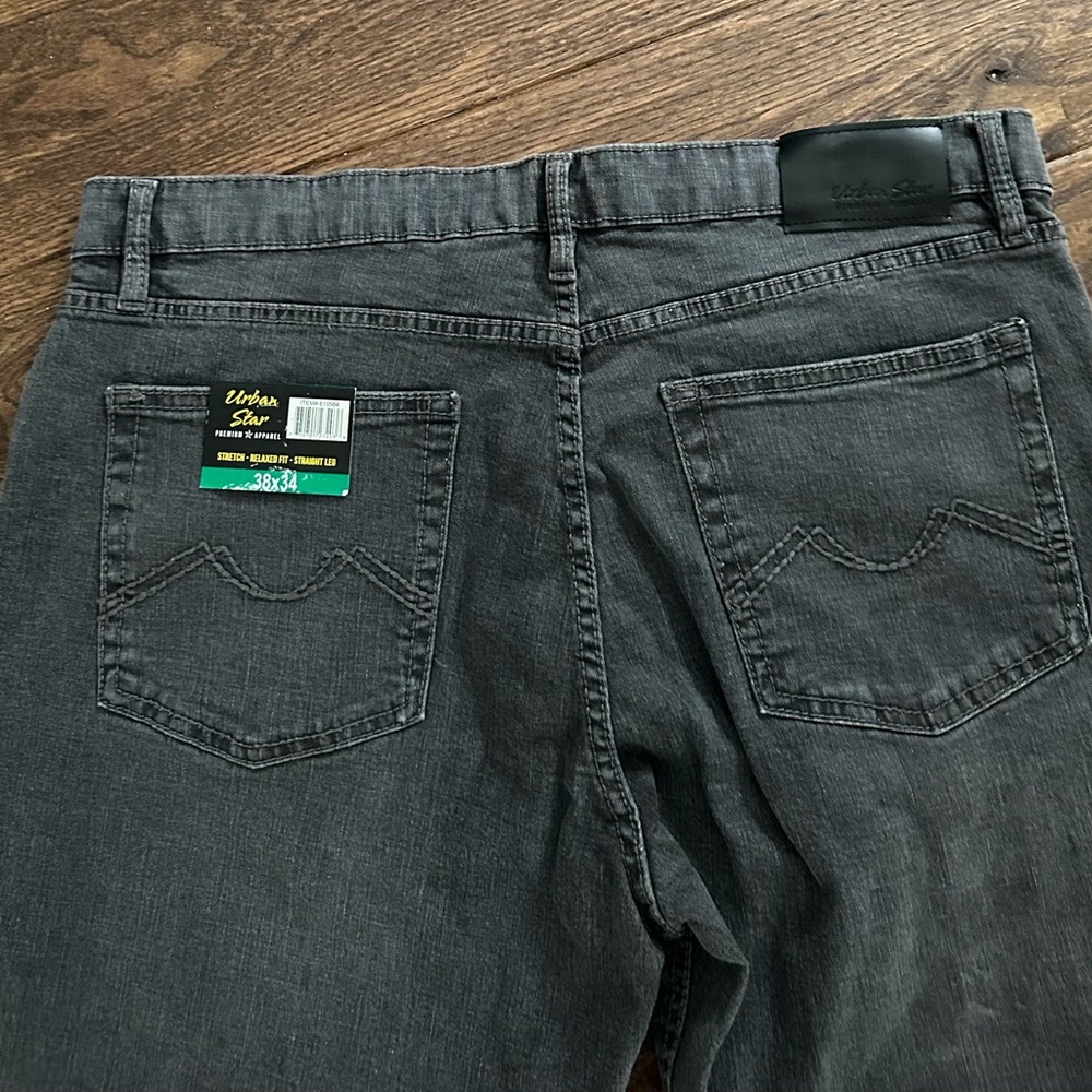 Gray Relaxed Fit Jeans with Washed Look